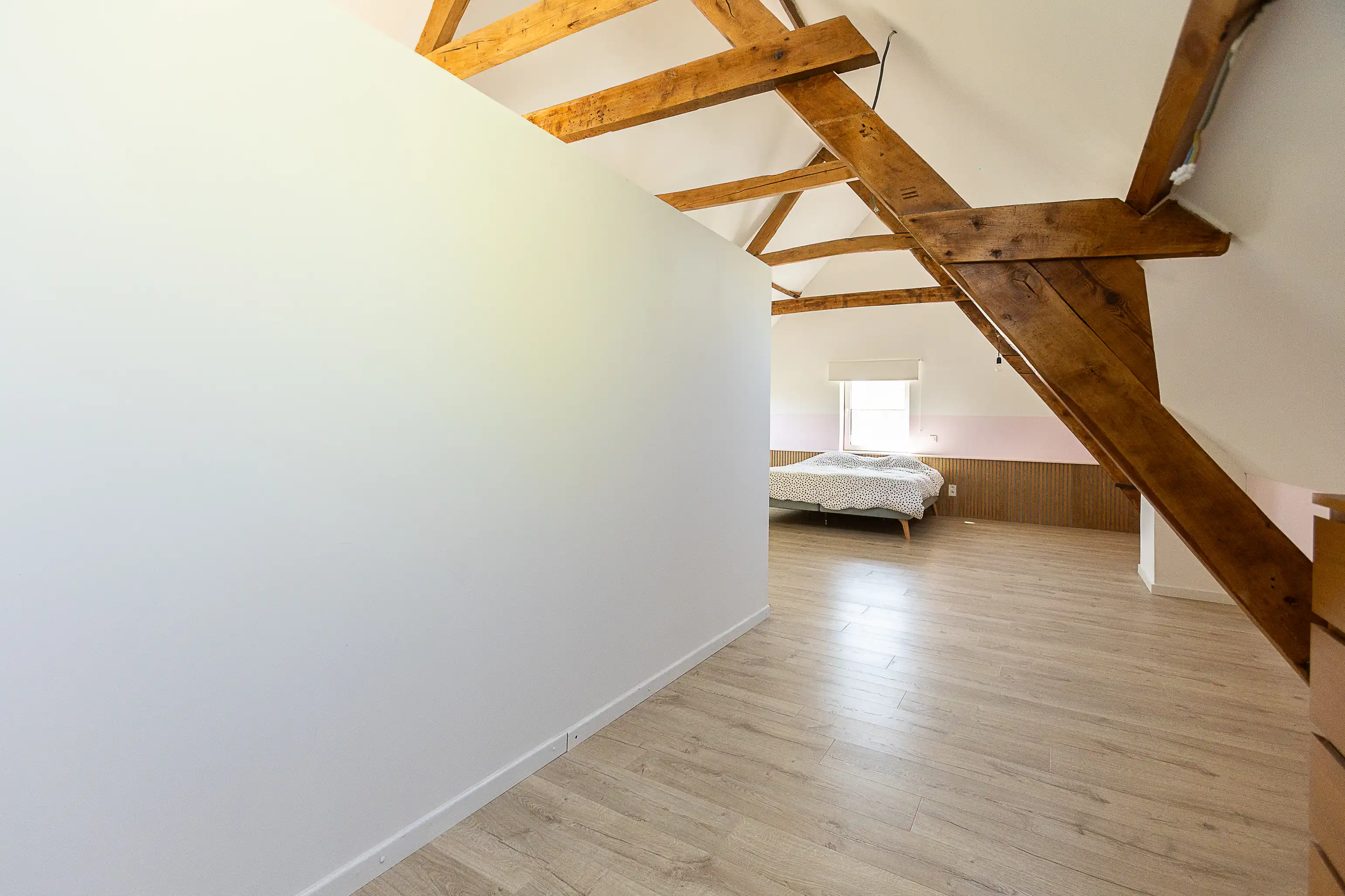 Exclusief wonen - karaktervolle villa op 3.296 m² groen foto 15