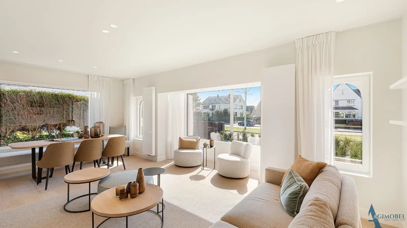 Schitterende luxe-koppelvilla met 5 slaapkamers in het rustige Duinbergen. foto 7