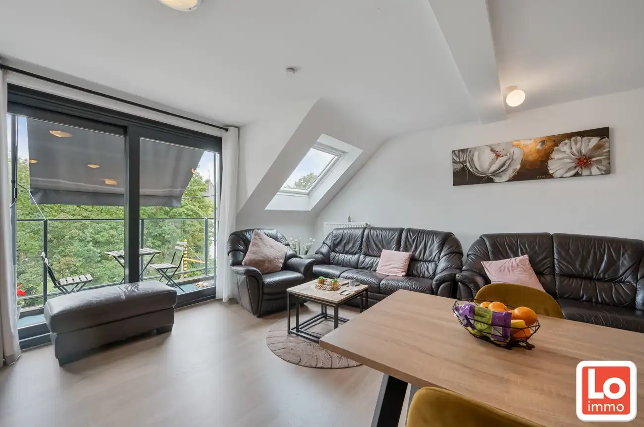 Opbrengsteigendom met 6 appartementen te koop met telkens 2 slaapkamers foto 4