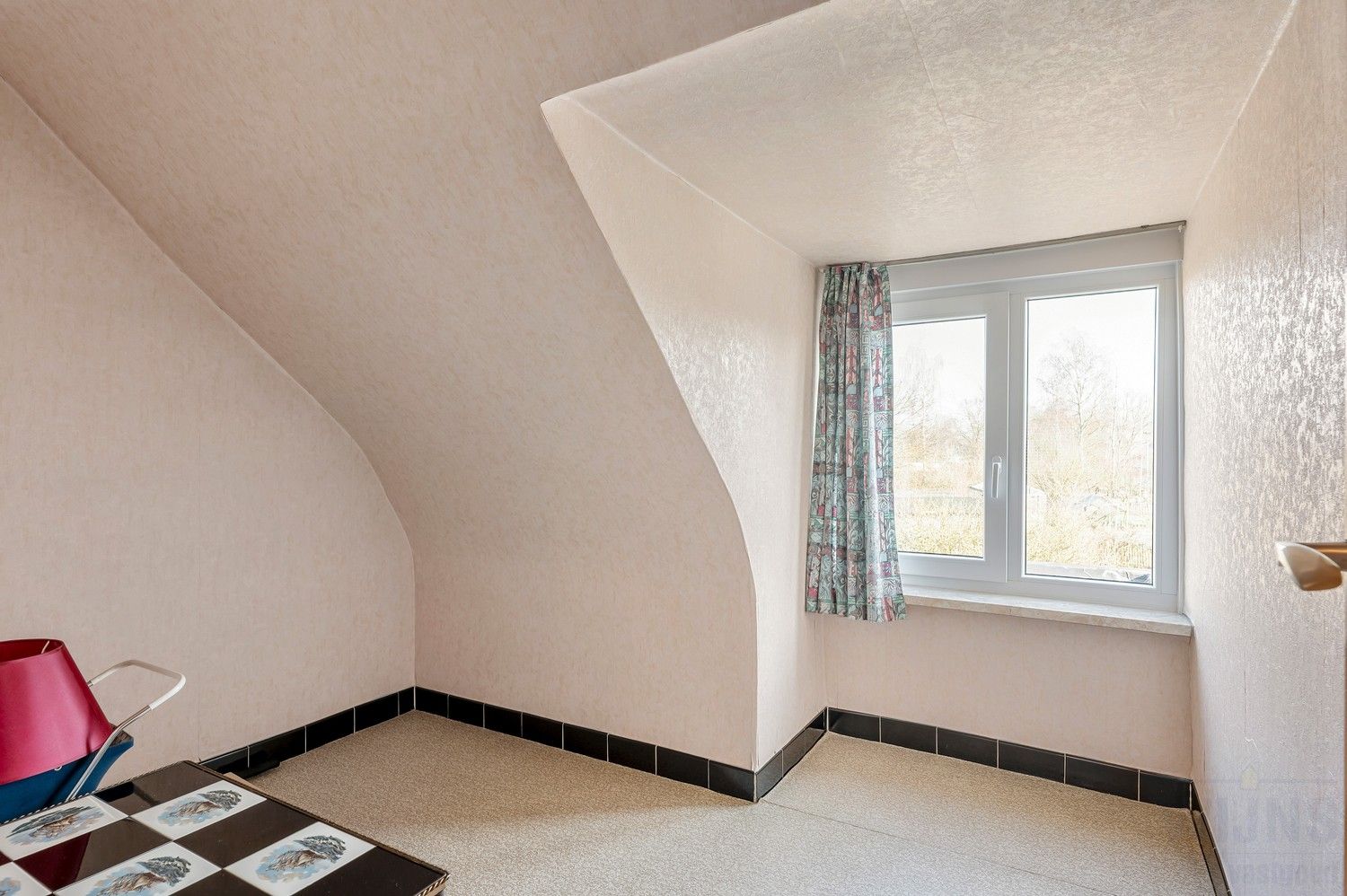Charmante woning op 675 m². foto 19