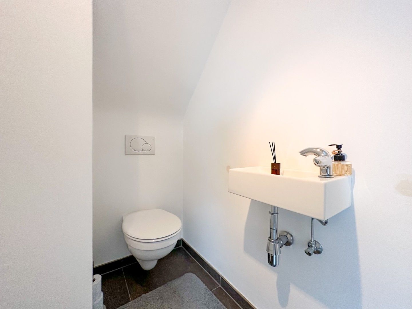 Uniek, lichtrijk penthouse appartement foto 8