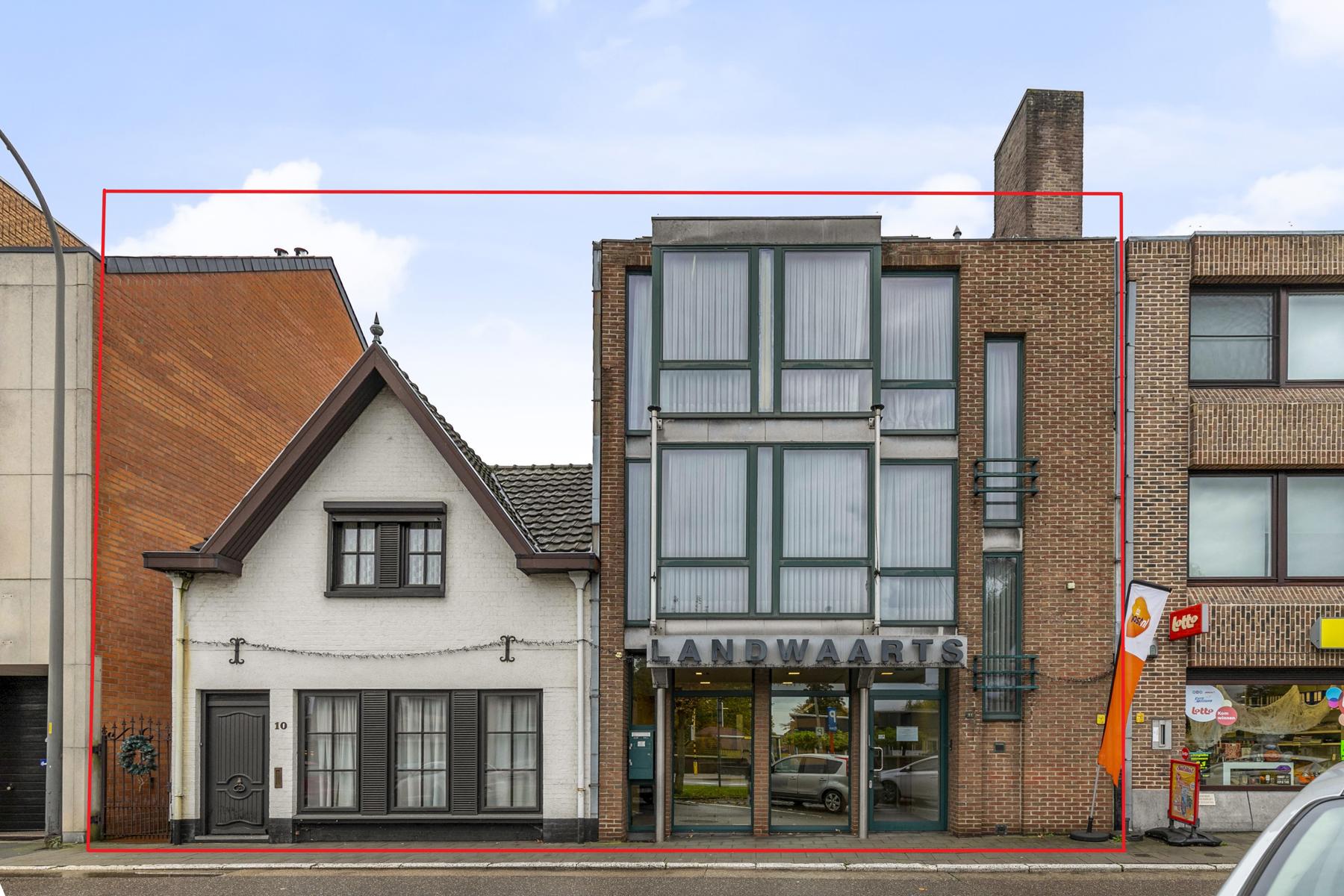 In de dorpskern van Neeroeteren gelegen halfvrijstaande woning met 2 slaapkamers. foto 3