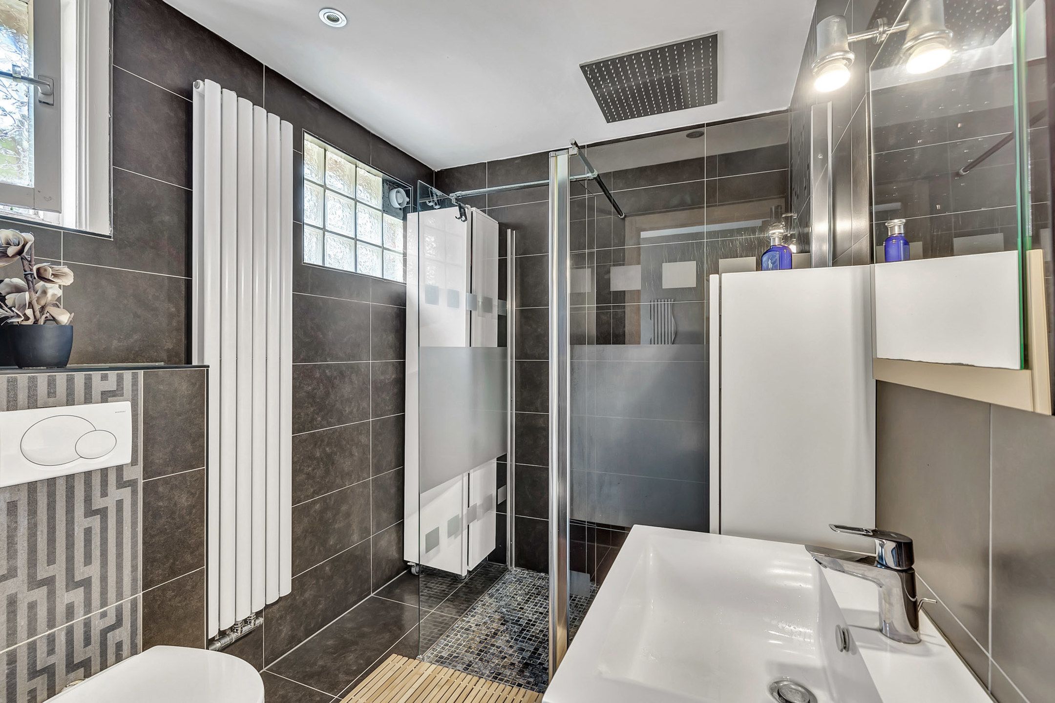 Instapklare woning te koop in Dilbeek! foto 14