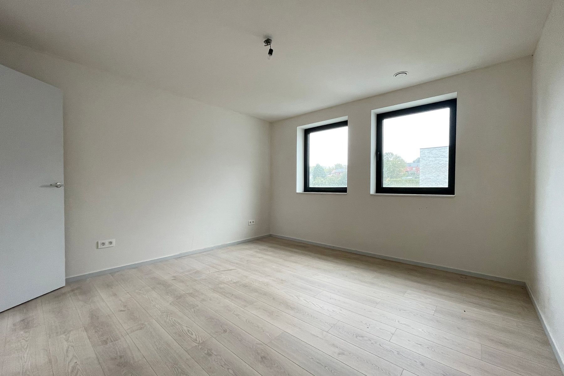 OPENDEUR OP 22/11/2025 VAN 10U TOT 12U foto 8