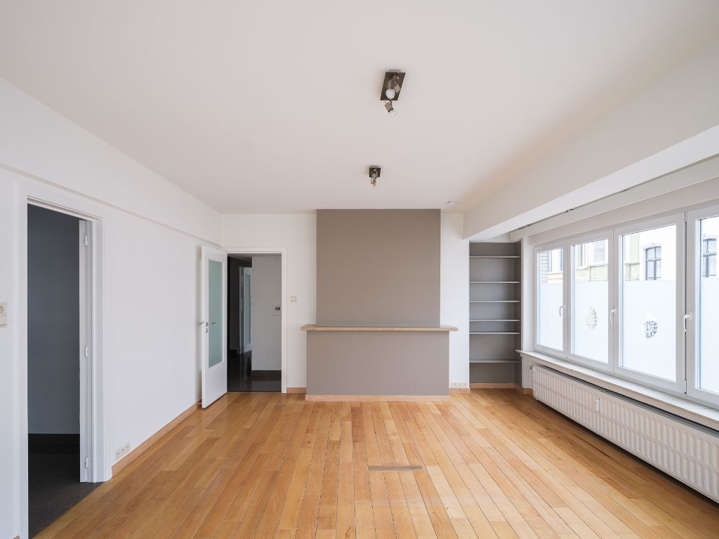 Centrum Gent - Lichtrijk 2-slaapkamerappartement foto 3