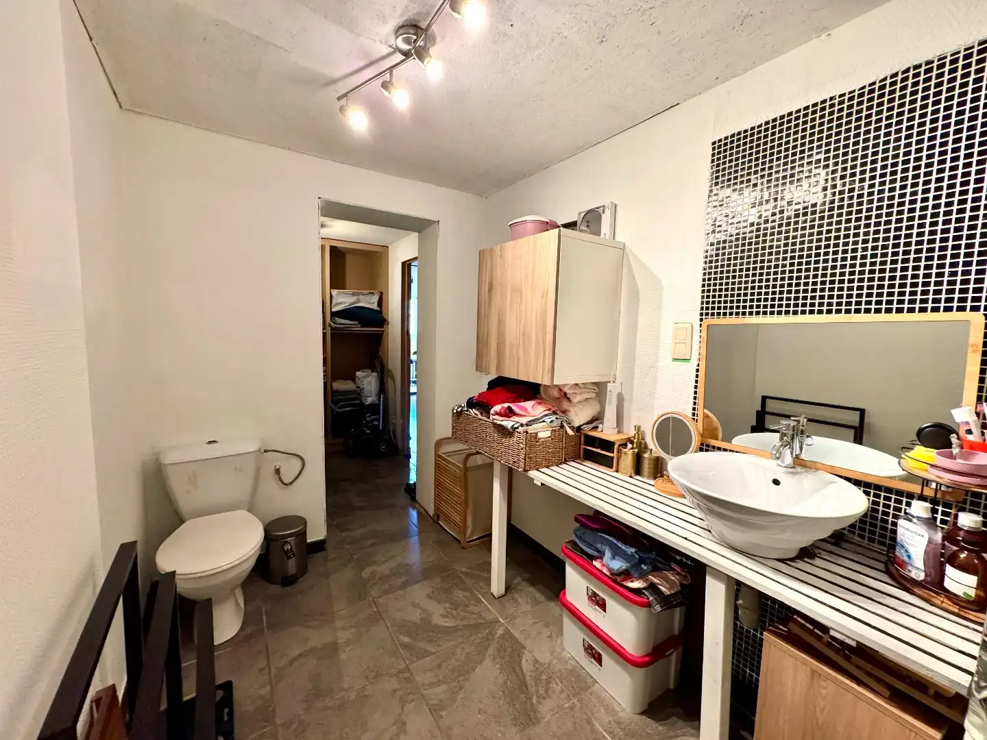 HALFOPEN WONING MET 2 SLPKS (3 MOGELIJK), GARAGE EN TUIN foto 15