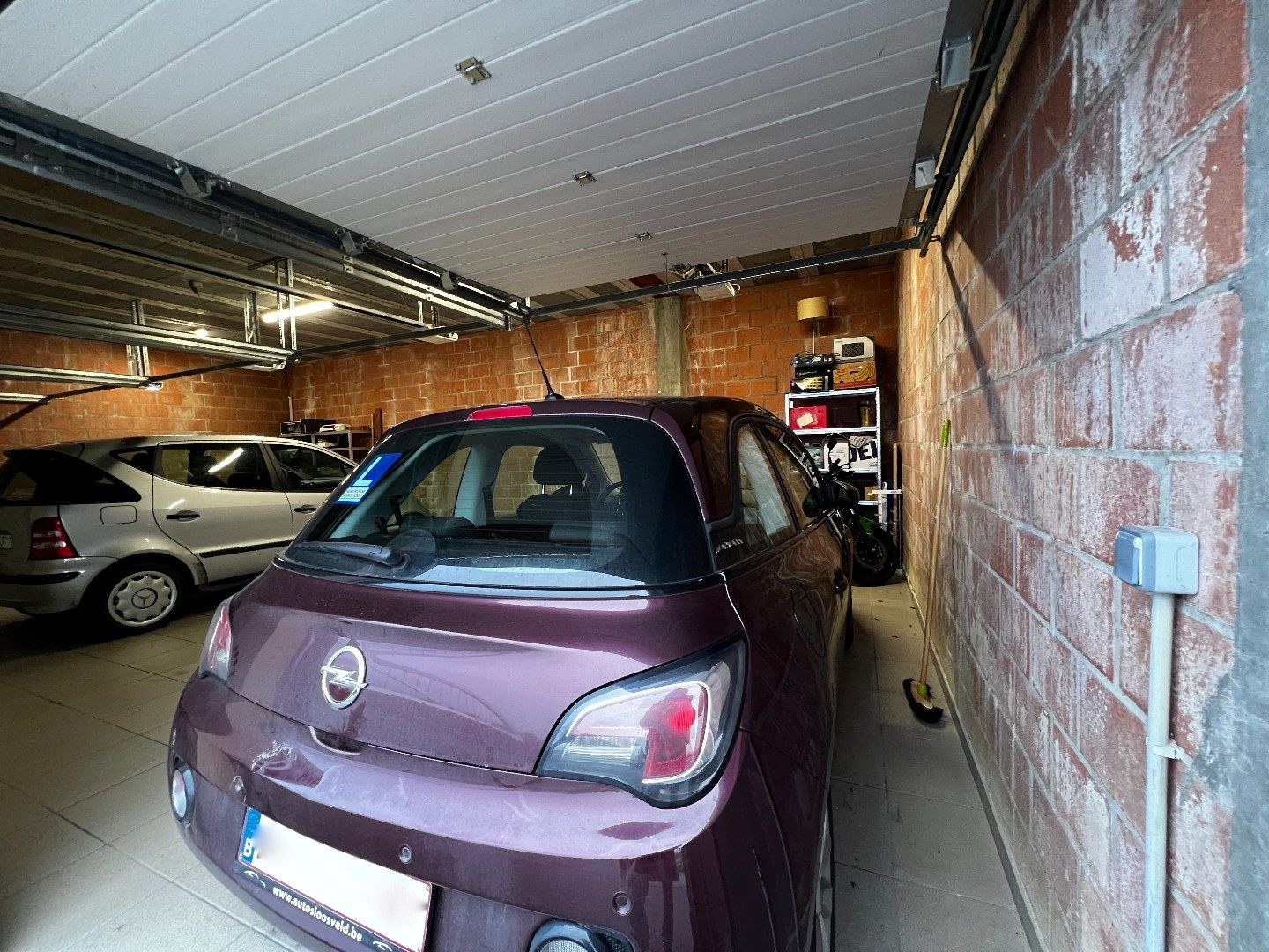 Te huur: Ruim en lichtrijk appartement met garage – Harelbeke foto 18