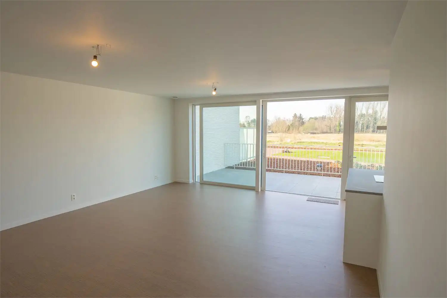 Energiezuinig appartement met een zeer ruim terras! foto 3