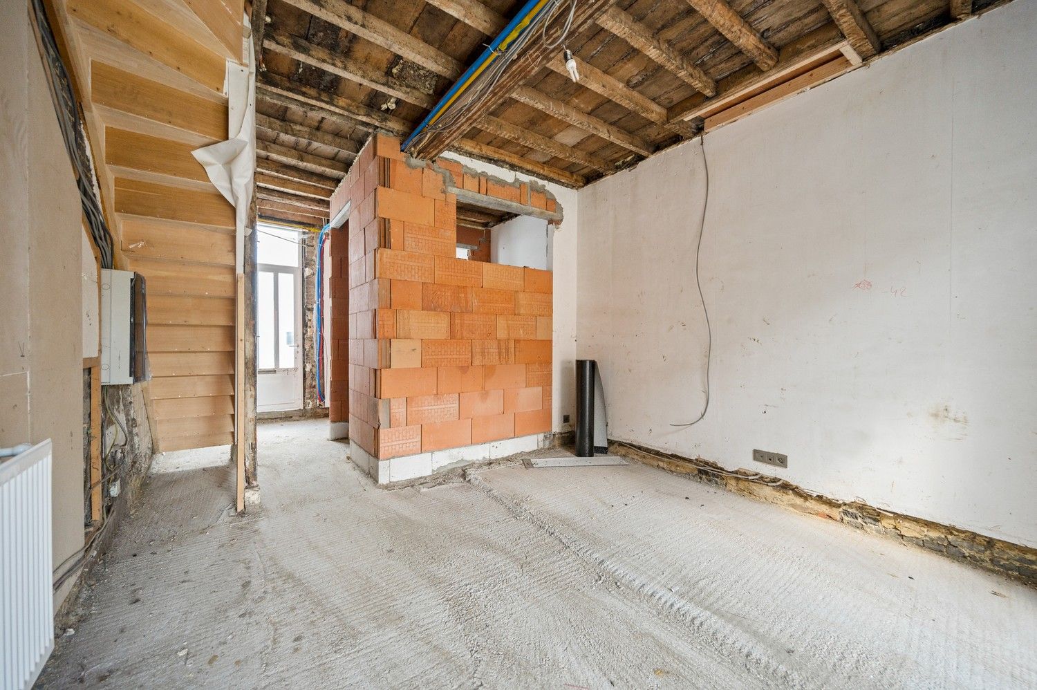 Leuke, verder af te werken woning met 3 slaapkamers en tuin op toplocatie in Lier! foto 10