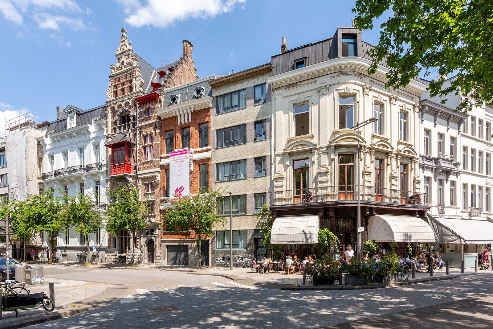 Luxueuze renovatie met tuin op toploctie foto 2