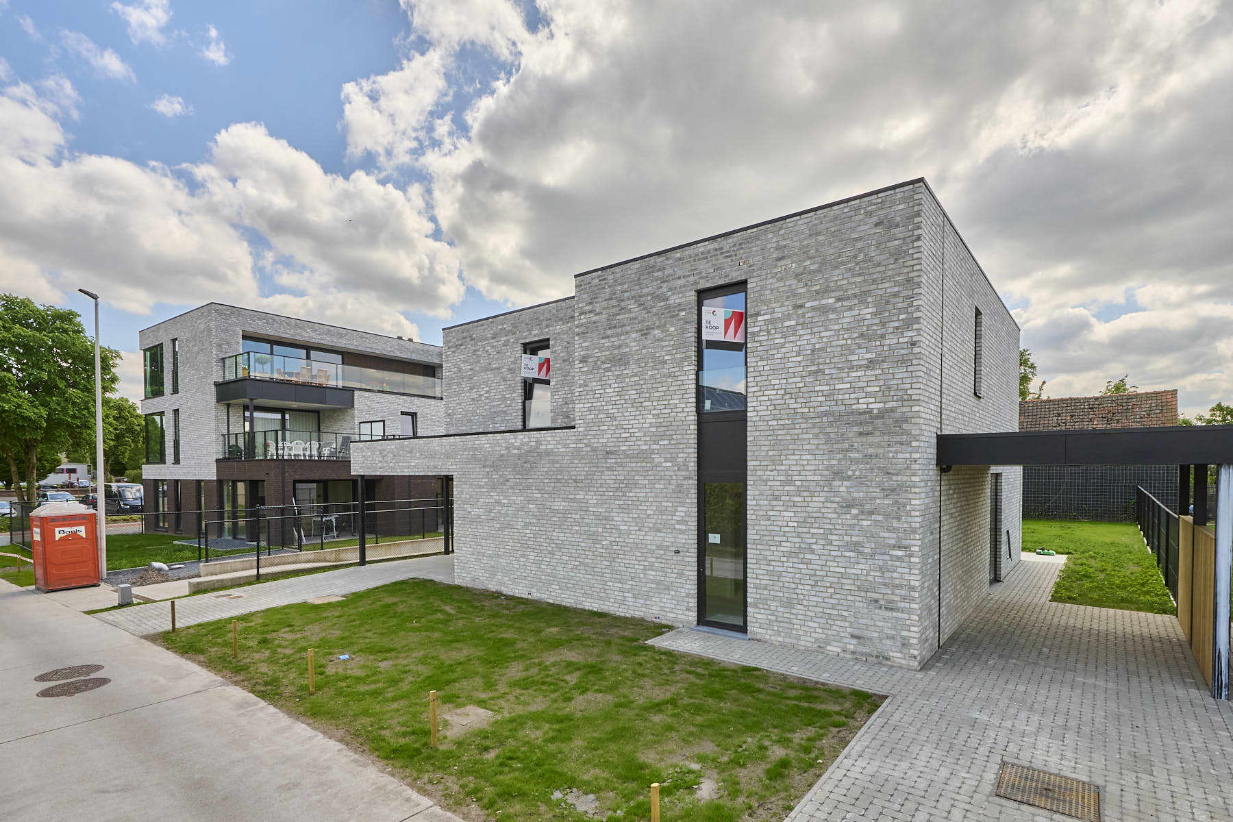 Huis te koop foto {{pictureIndex}}