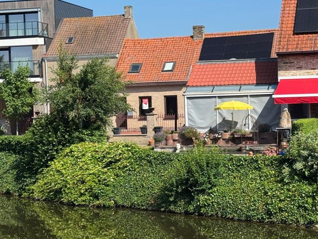 Gezinswoning met twee slaapkamers en tuin  foto 17