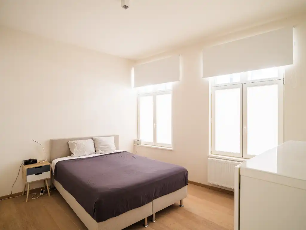 Centrum Gent - Instapklare burgerwoning met 4 slaapkamers, 2 badkamers, stadstuin en inpandig terras op een bijzonder centrale ligging. foto 12