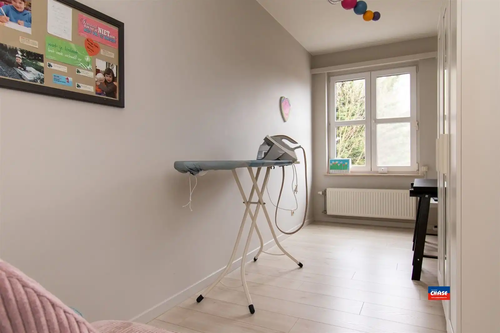 Halfopen gezinswoning met 3 slaapkamers, grote tuin én garage foto 11