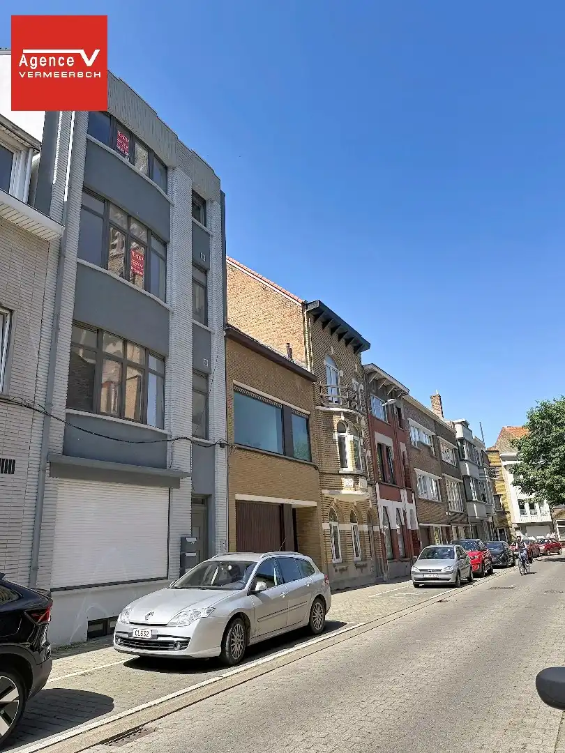 Instapklaar 3-slaapkamerappartement aan het Heilig-Hartplein. foto 20