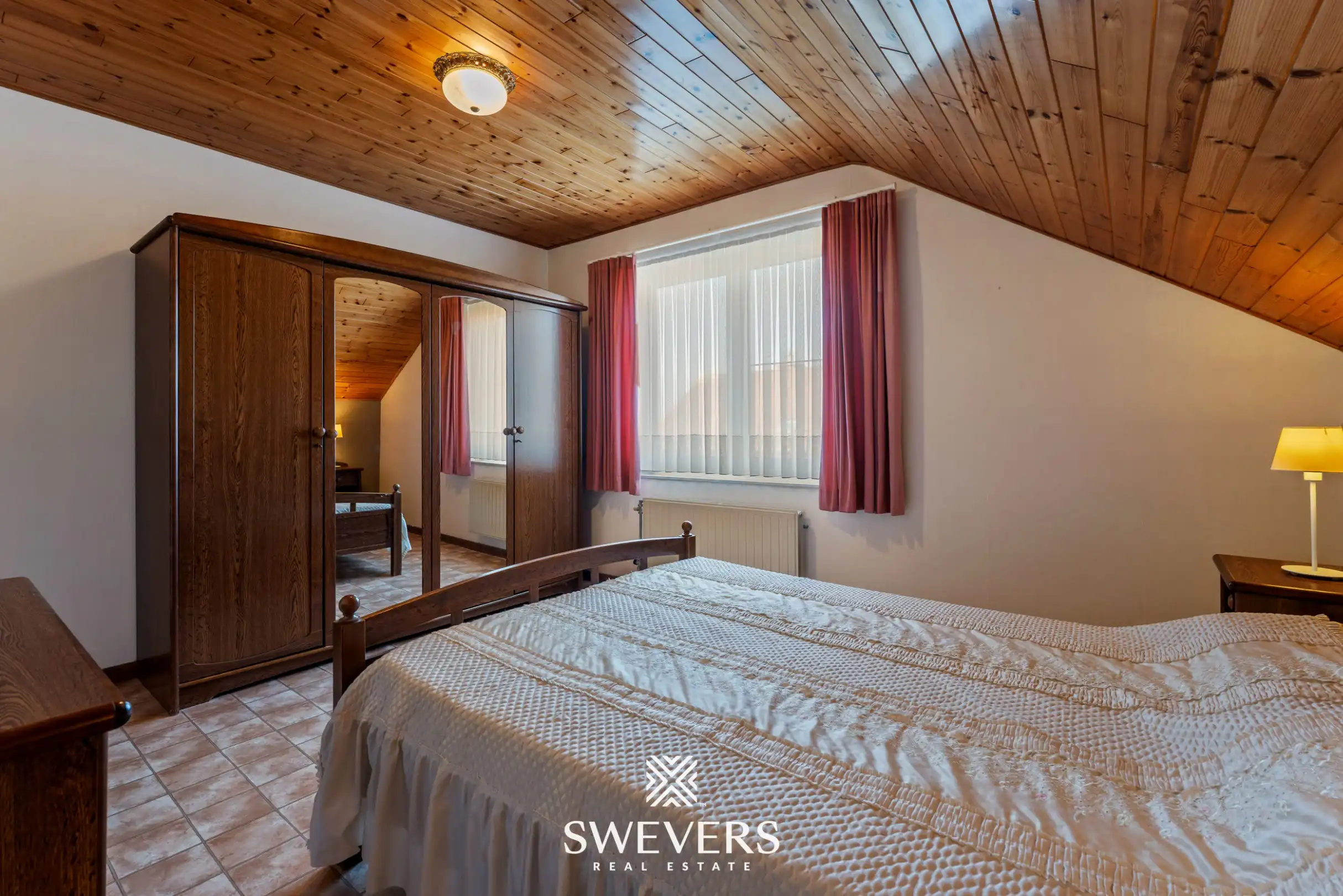 Instapklare woning in doodlopende straat met veranda en zuidwest gerichte tuin foto 24