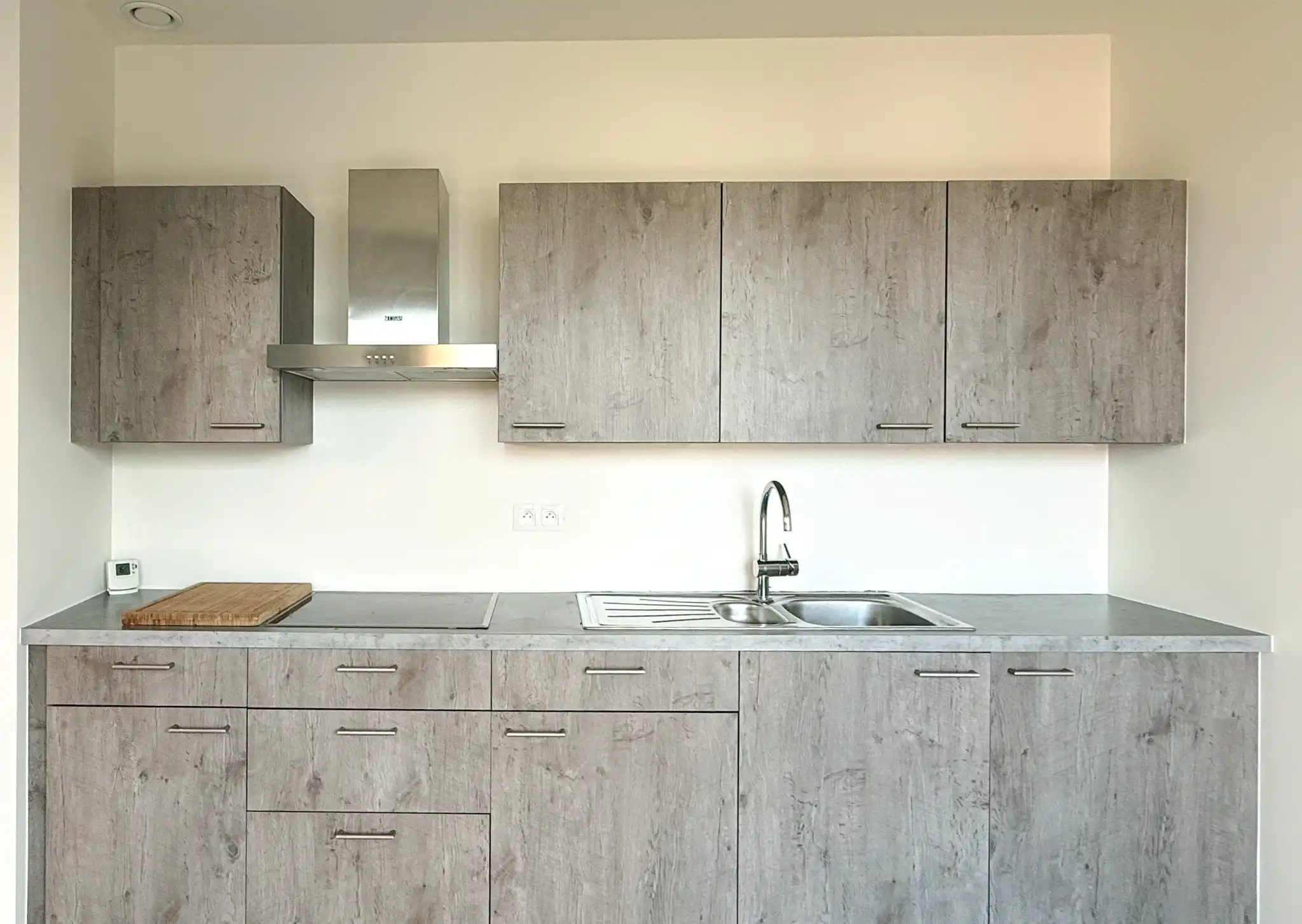 Appartement met 2 slaapkamers in het hartje van Kruibeke foto 4