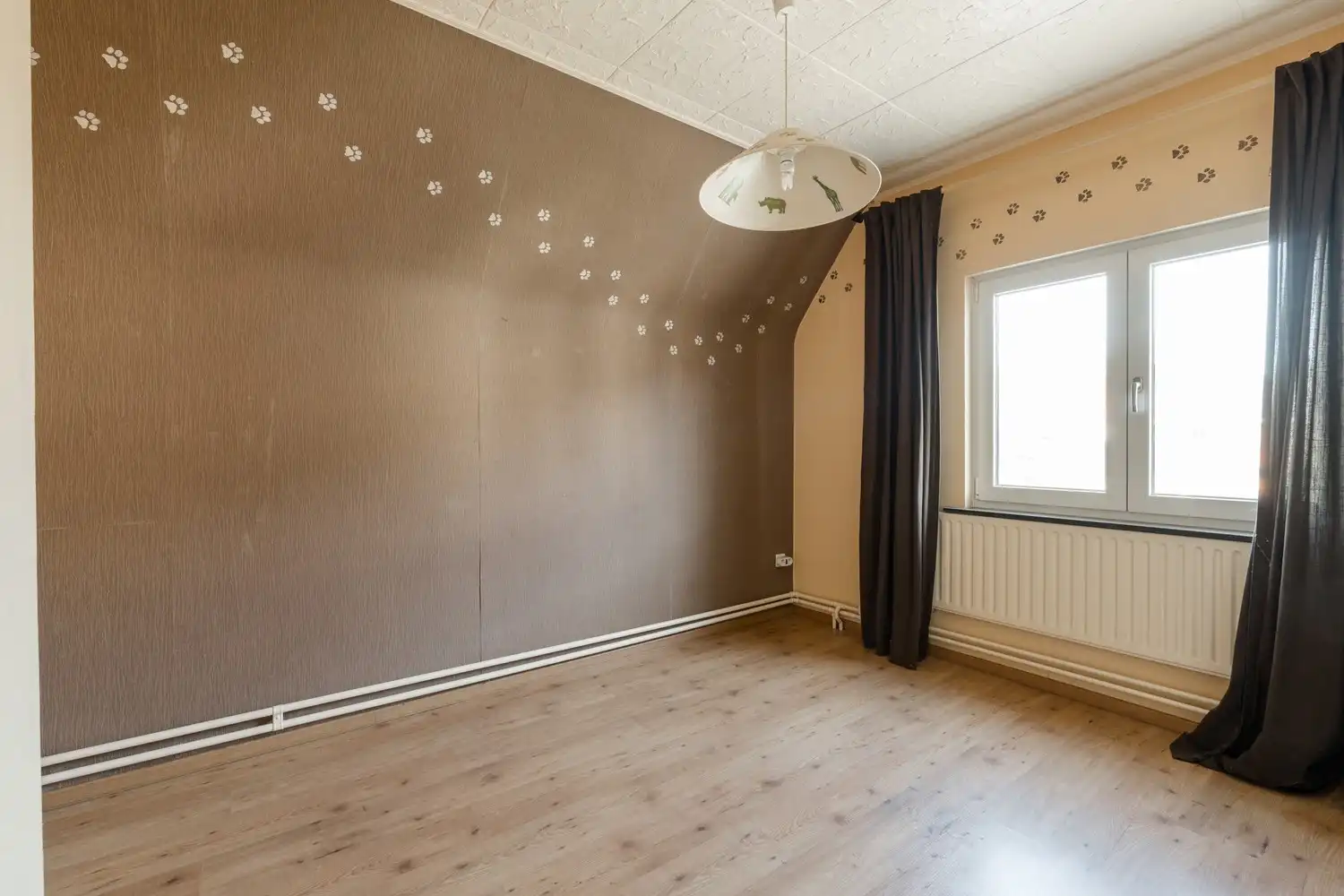 Leuke op te frissen woning 3 SLK woning in een doodlopende straat! foto 18