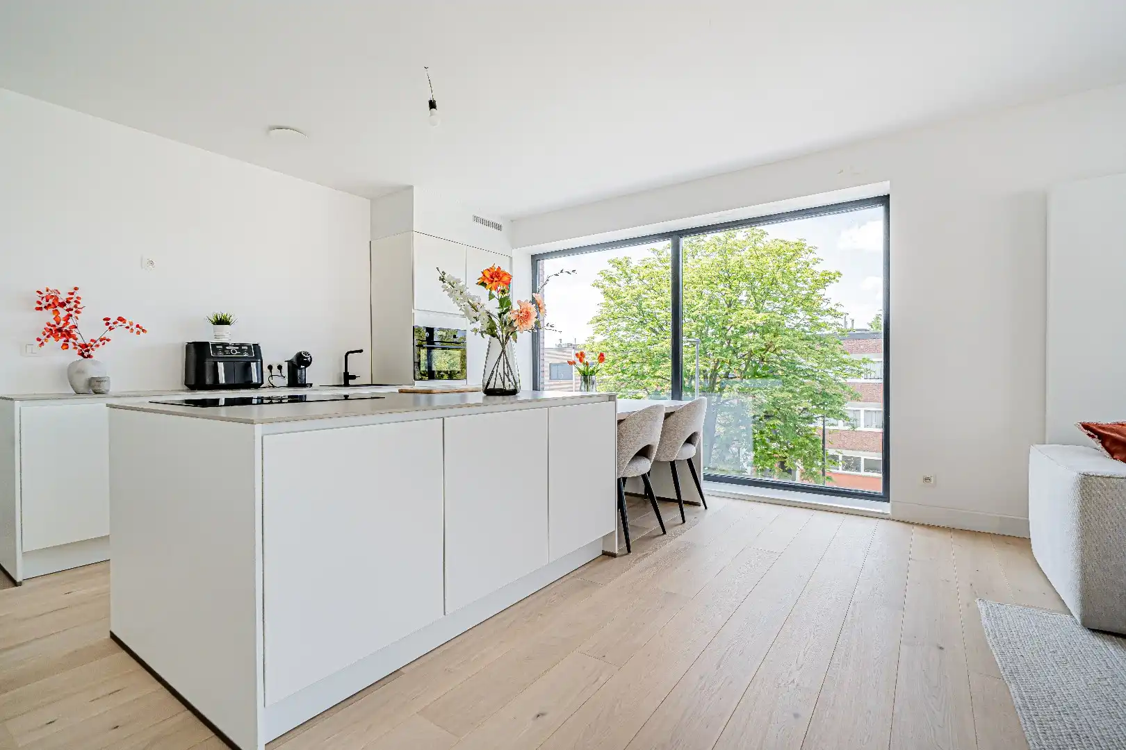 Stijlvol en energiezuinig hoekappartement met 2 slaapkamers, EPC A, terras en autostaanplaats foto 5