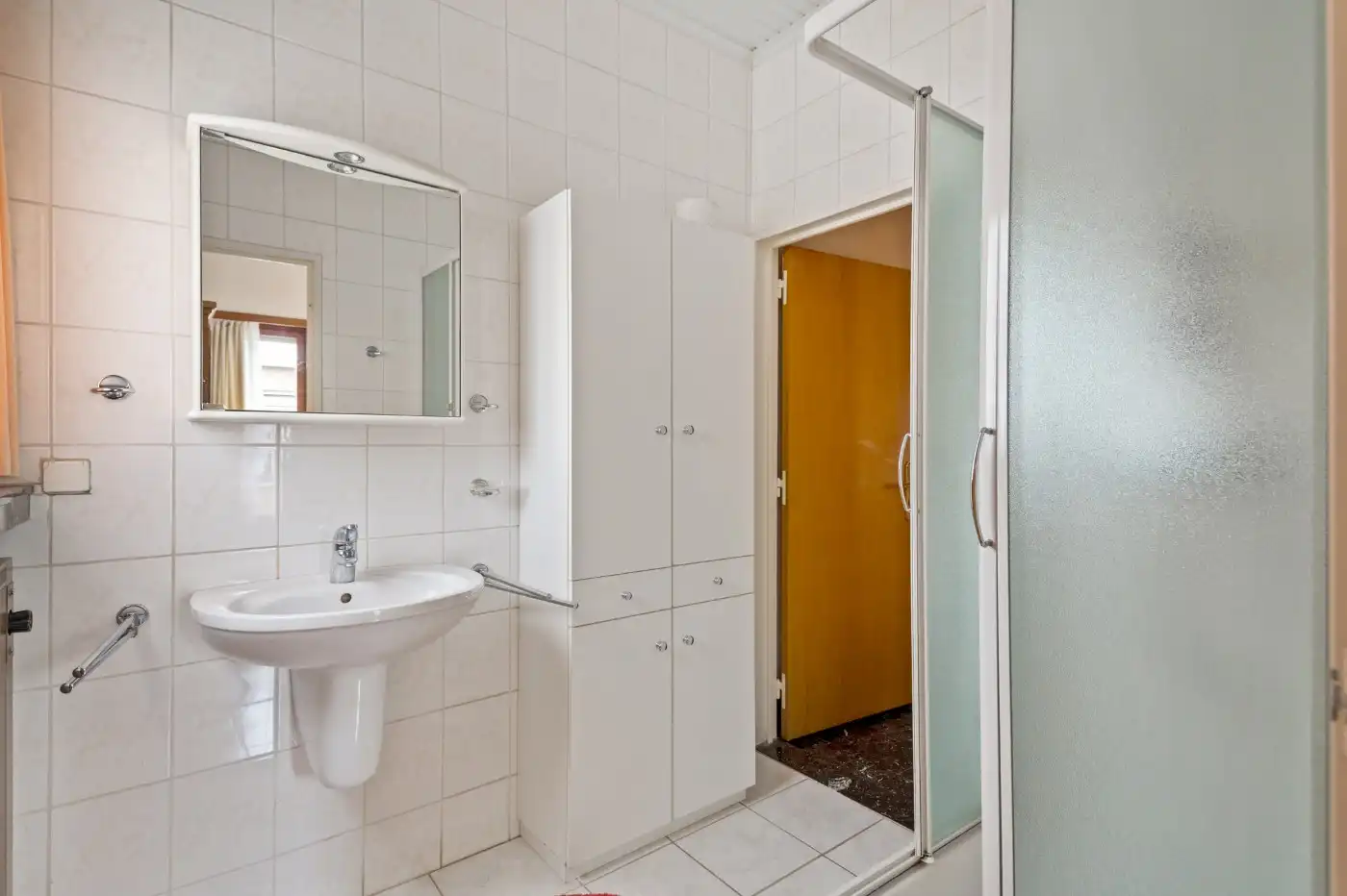 Vrijstaande woning met 2 à 3 slpk., inpandige garage en tuin foto 11
