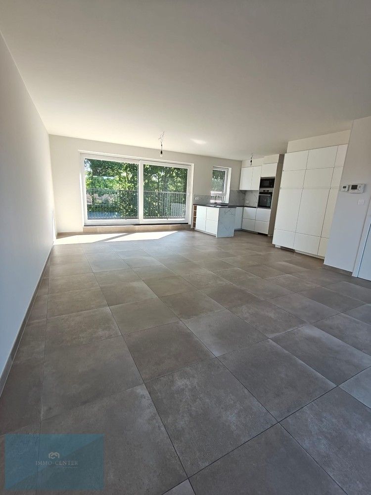 Penthouse met 2 slaapkamers en terras aan voor en achterzijde foto 4