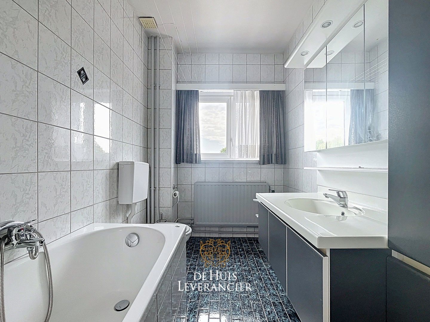 Een huis met potentieel in een buurt met toekomst ! foto 21