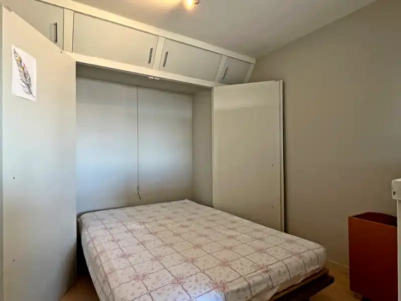 STUDIO MET SLAAPHOEK EN EEN DYNAMISCH UITZICHT foto 11