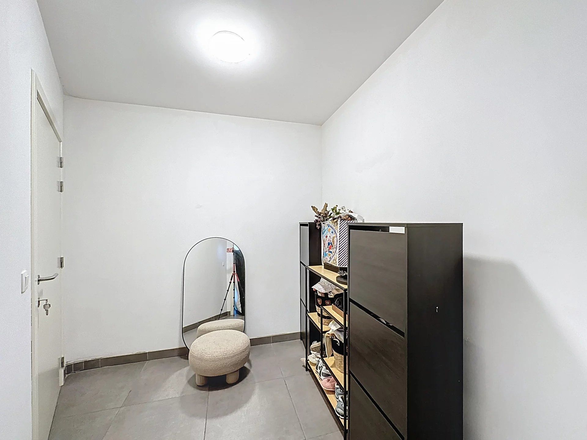 Modern en ruim appartement met 2 slaapkamers, staanplaats, berging en terras foto 11