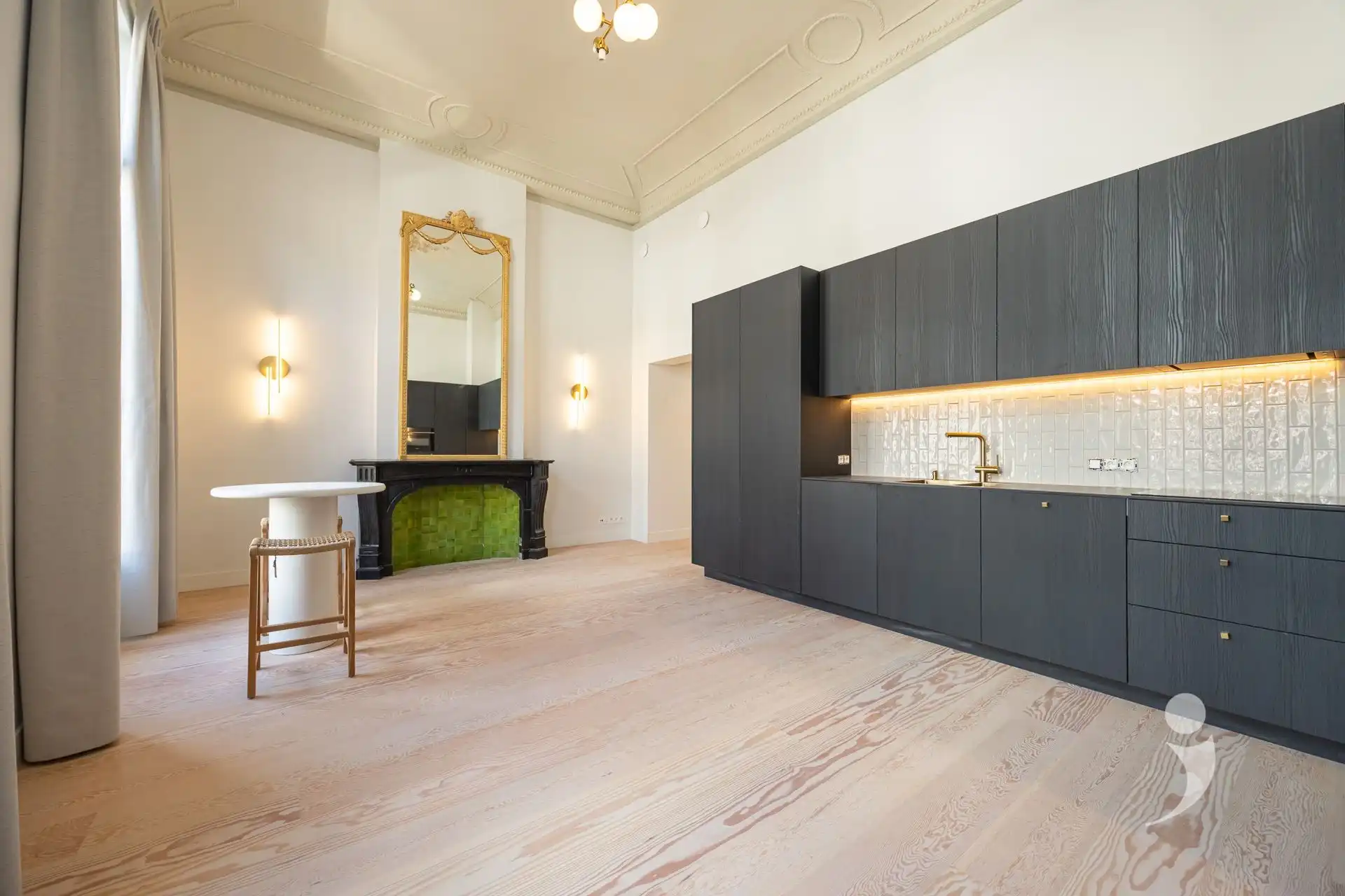 Exclusief gerenoveerd studio op toplocatie in Leuven foto 8