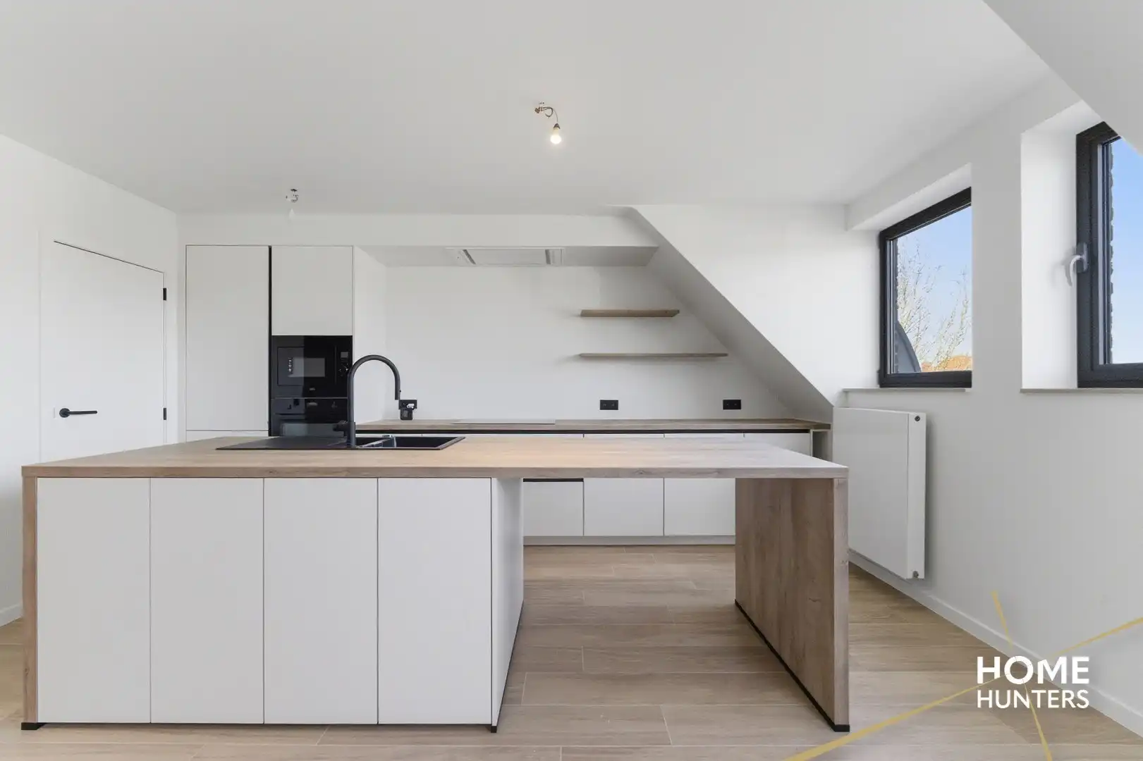 Luxueus 2 slaapkamer appartement met 2 badkamers foto 5