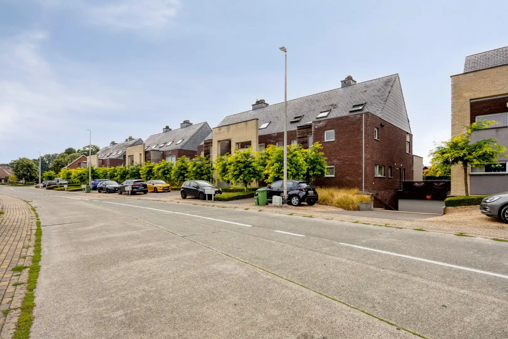Gelijkvloers appartement met 2 slpk, 2 parkings en 2 kelderbergingen. foto 35