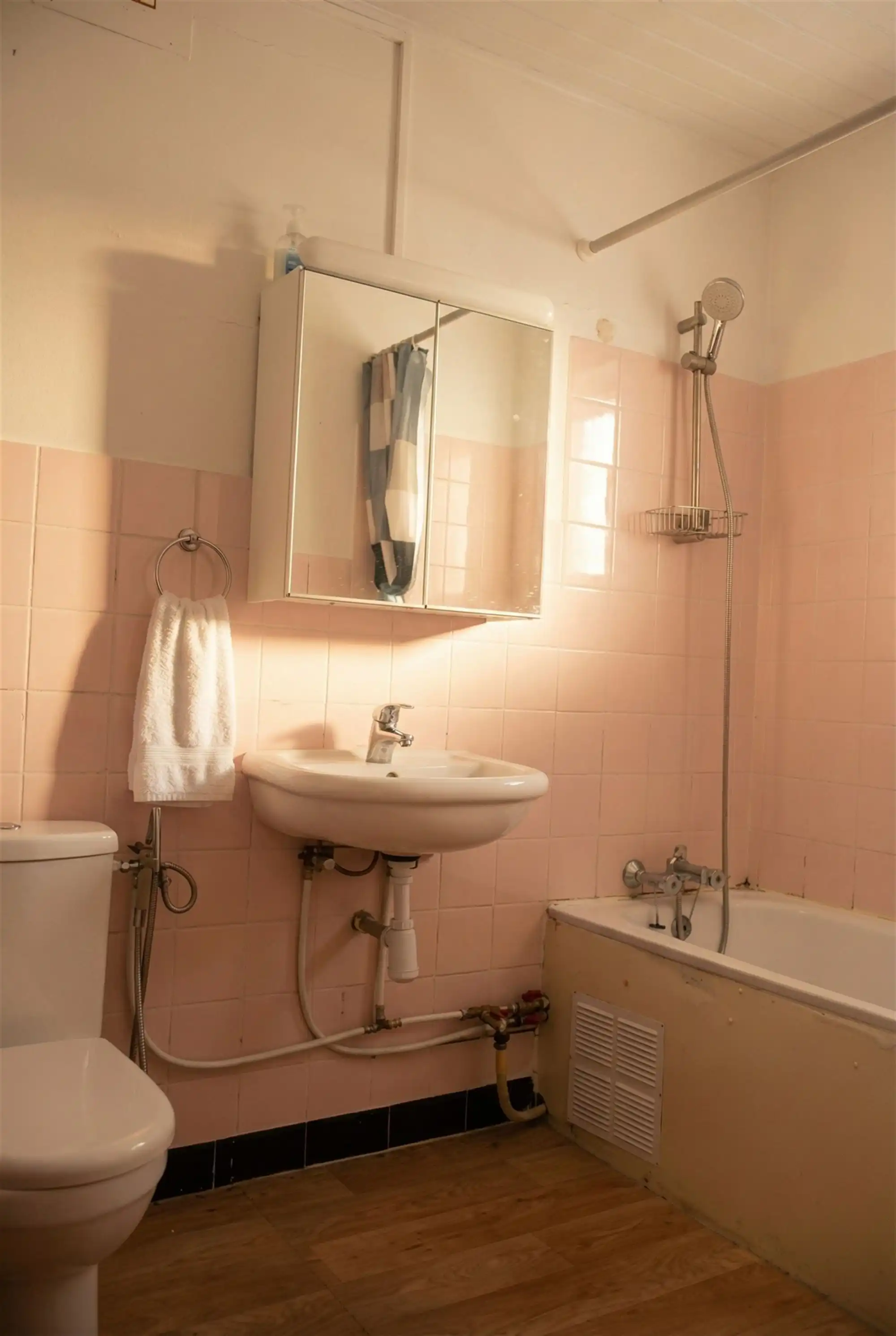 1 slaapkamer appartement in het populaire Deurne-Noord foto 5