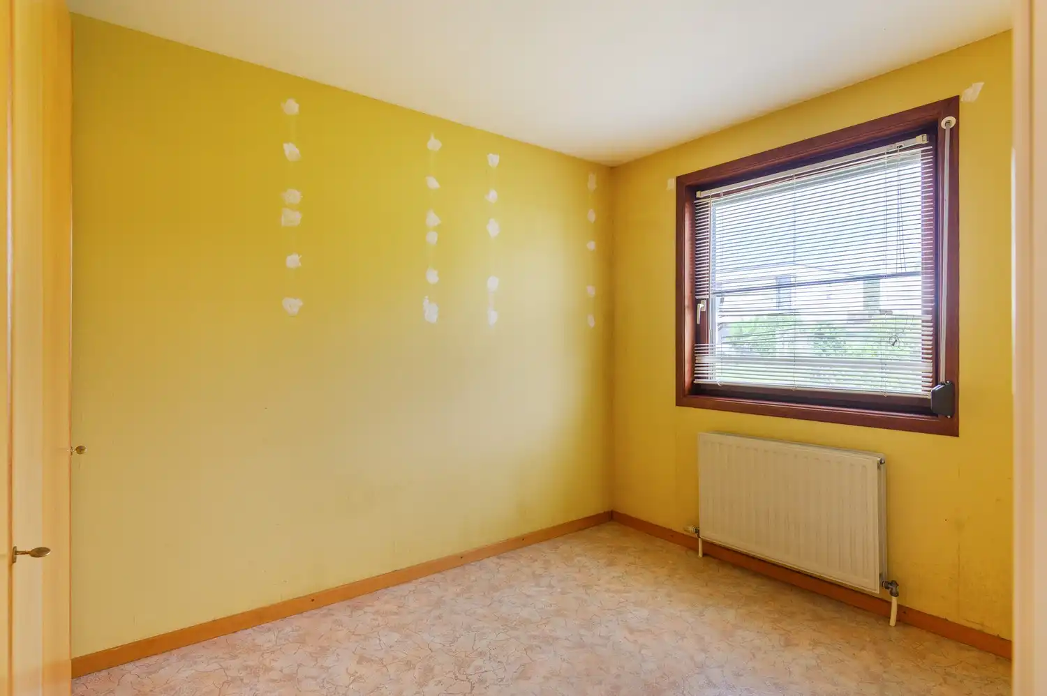 Vrijstaande laagbouwwoning met zonnige tuin en uitbreidingsmogelijkheden in Oelegem! foto 5