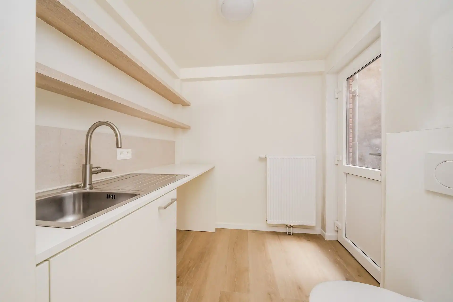 Stijlvol wonen met een aparte werkruimte in Mechelen foto 7