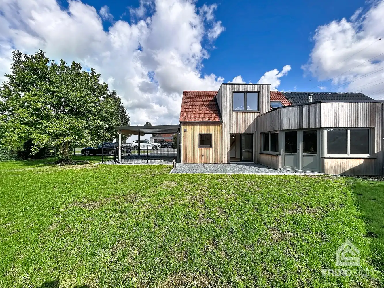 Charmante, instapklare nieuwbouwwoning met 3 slaapkamers nabij Bree centrum! foto 2