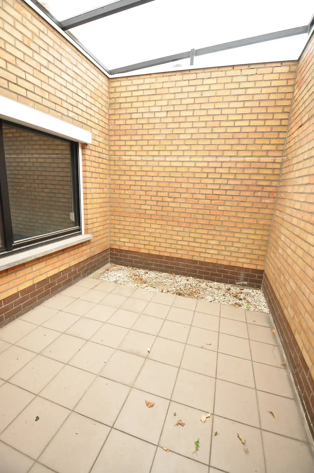 Bungalow met grote garage en twee slaapkamers foto 13