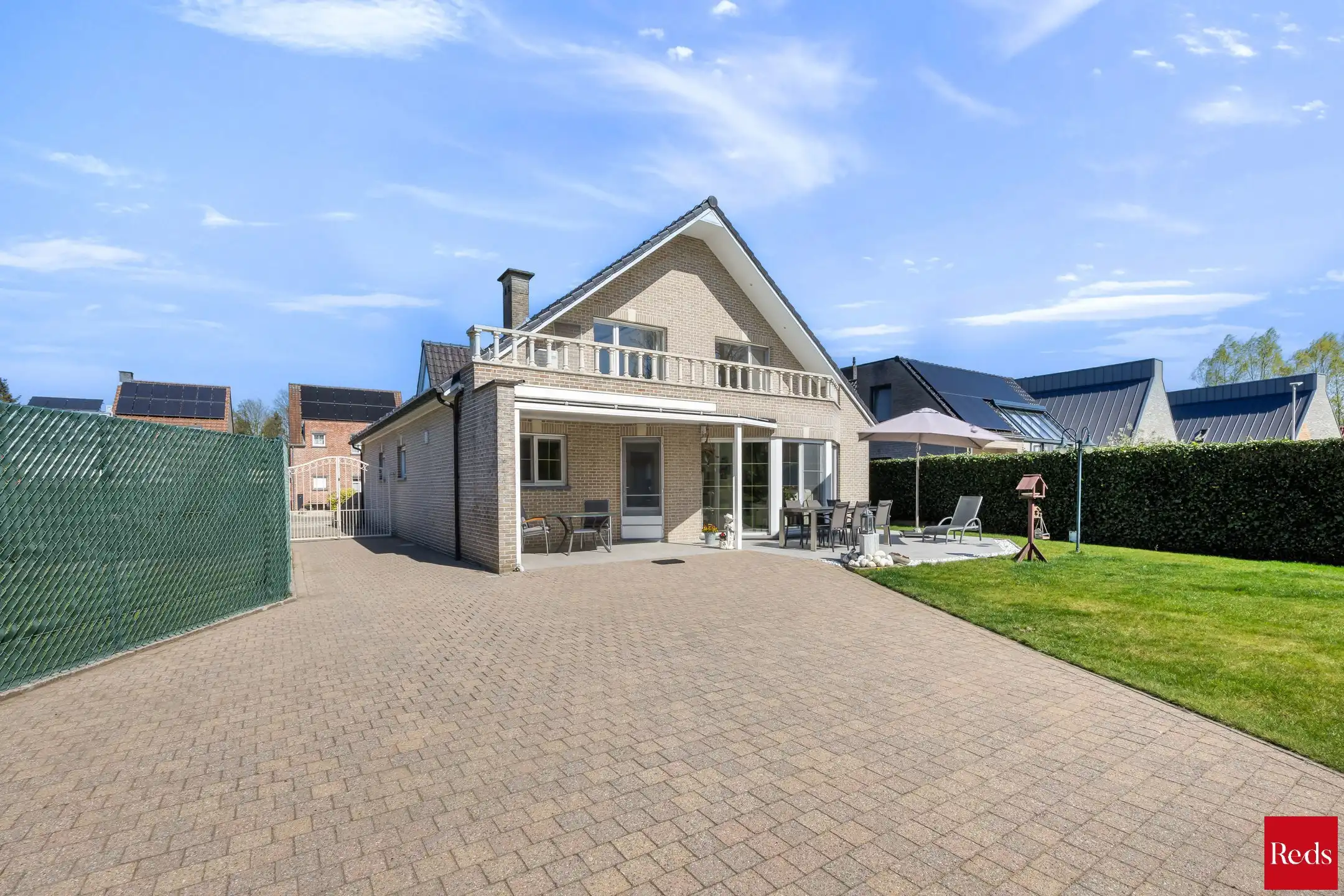 Ruime woning in oase van rust met prachtige tuin foto 21
