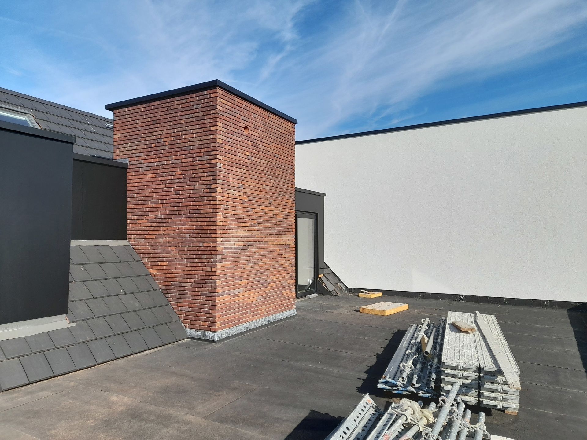 Nieuwbouwappartement INCLUSIEF kosten, garage en berging foto 10