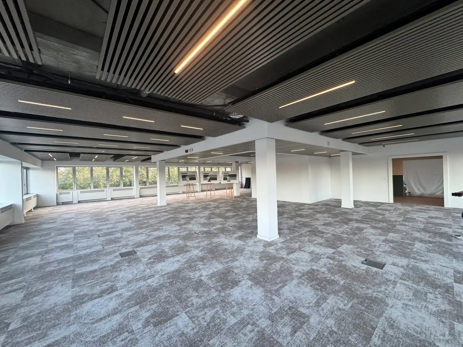 Nieuw Gerenoveerde Kantoren in een Groene Omgeving te Edegem foto 6
