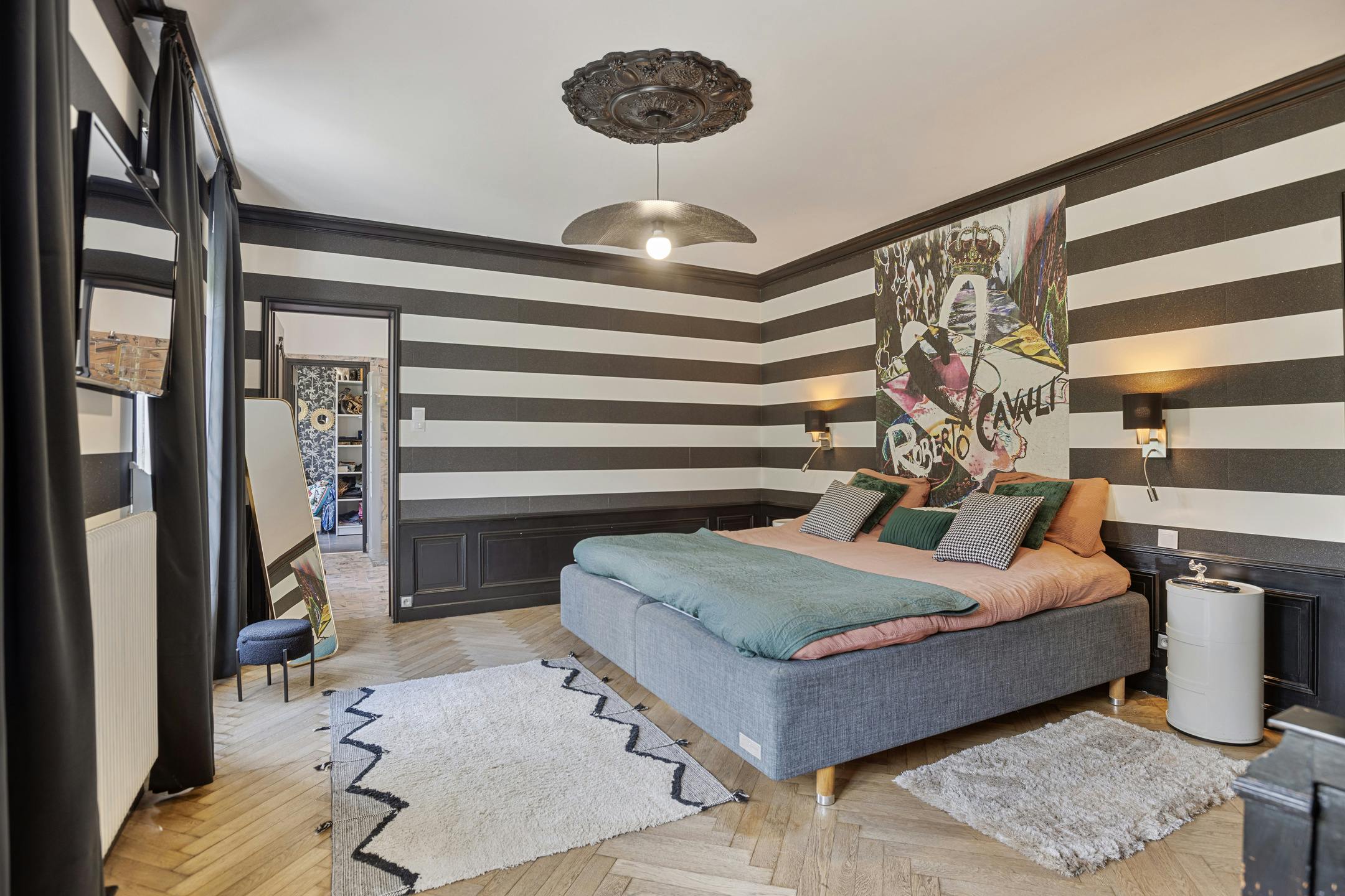 Luxueuze eigendom op ca 1,8ha met zwembad en tennisveld te koop in Gijvelde (Frankrijk). foto 7