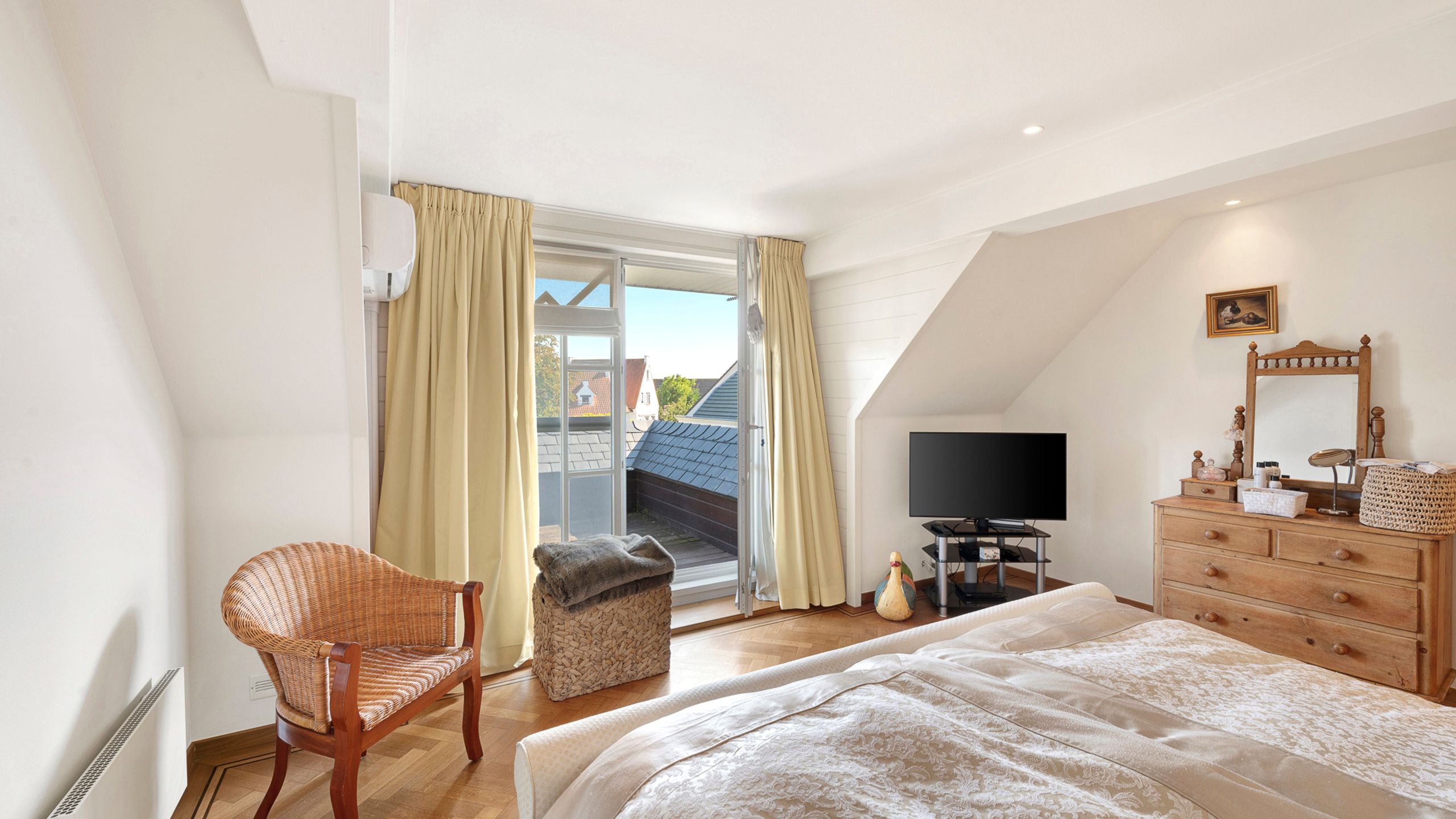 Alleenstaande villa in een rustige, residentiële wijk... foto 31
