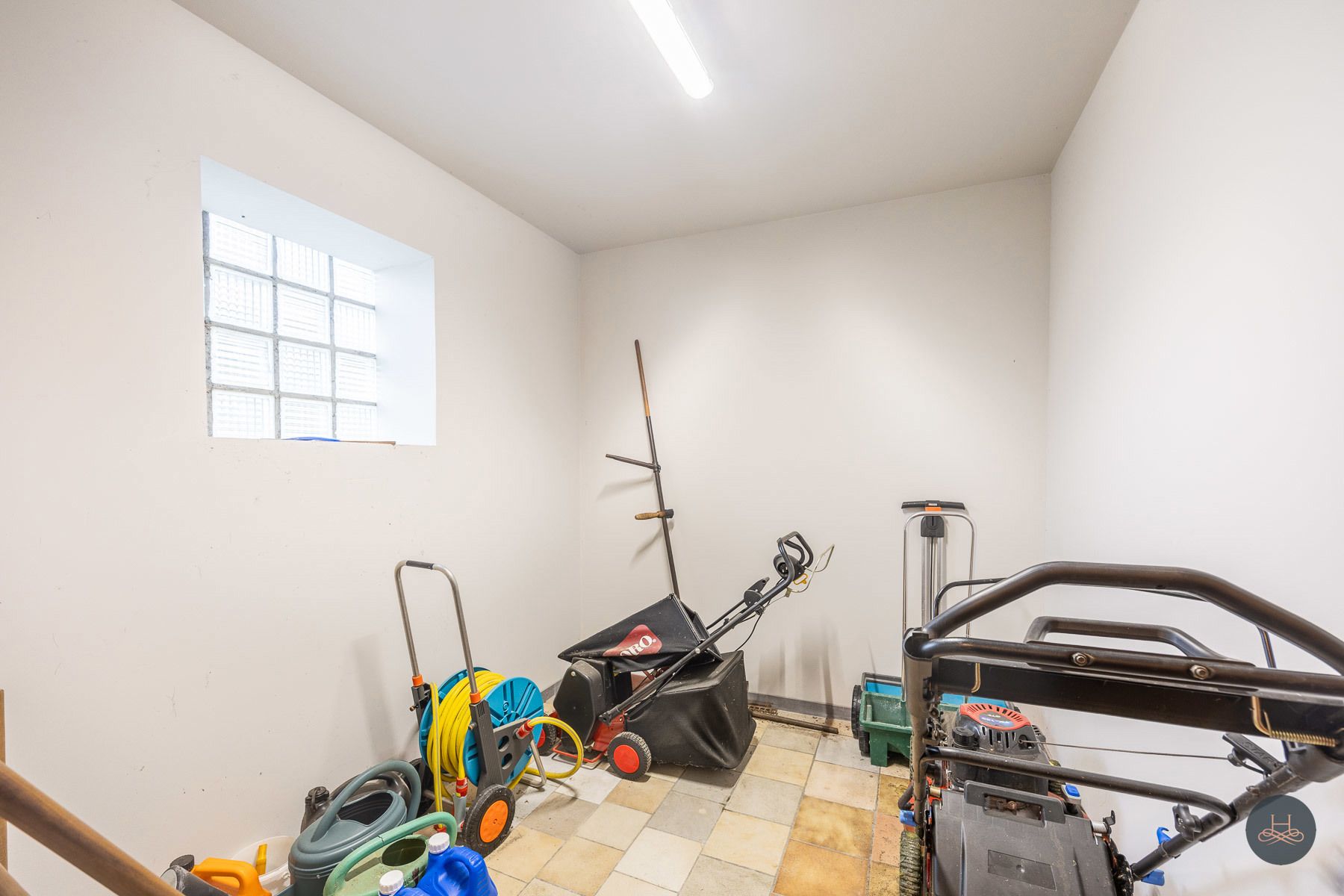 Ruime hoeve met potentieel op toplocatie foto 24