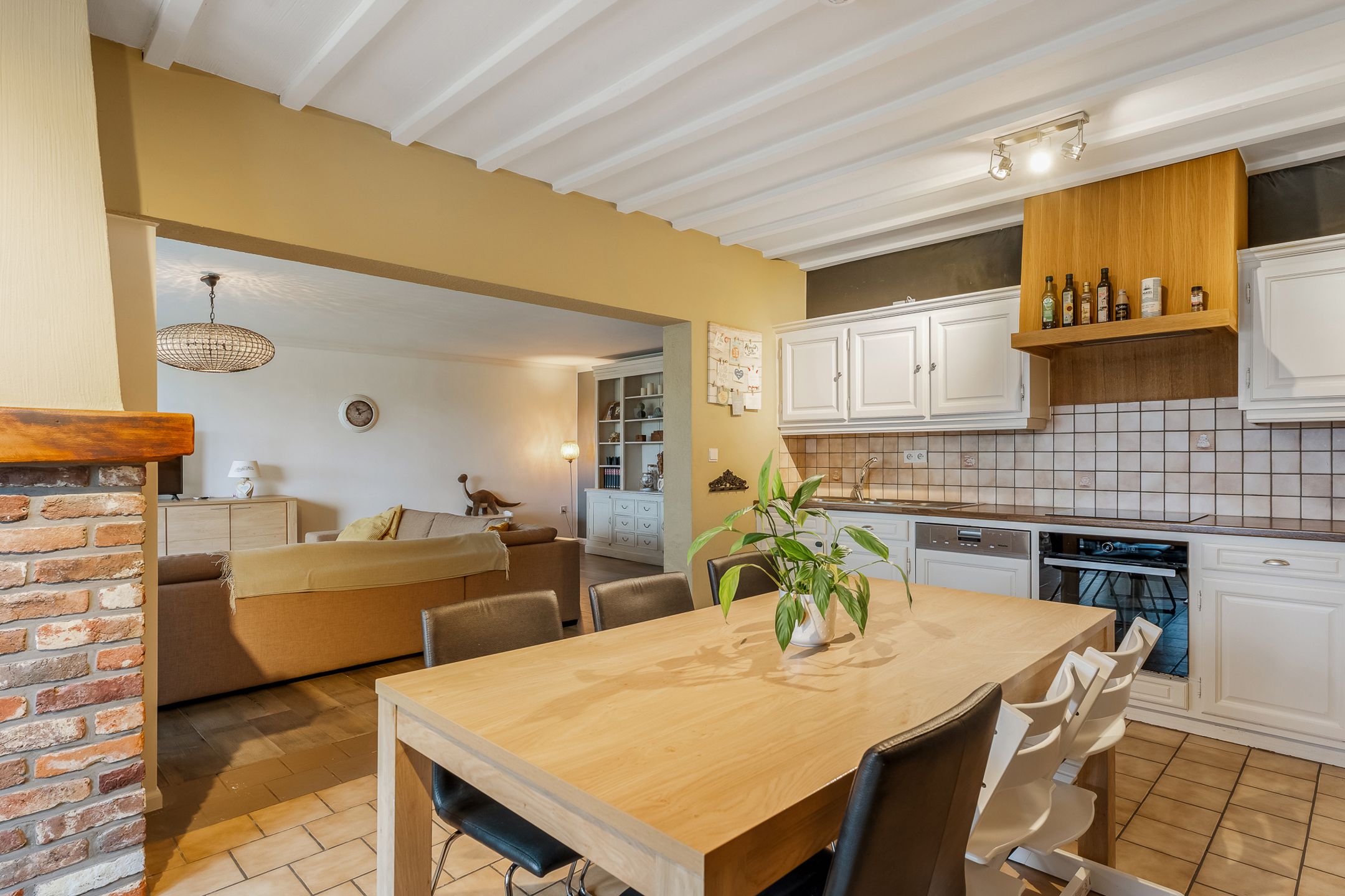 Hedendaagse gezinswoning met garage te Val-Meer foto 7