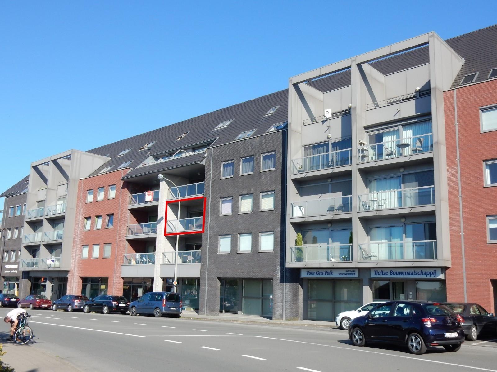 Ruim appartement aan het station met twee terrassen foto 7