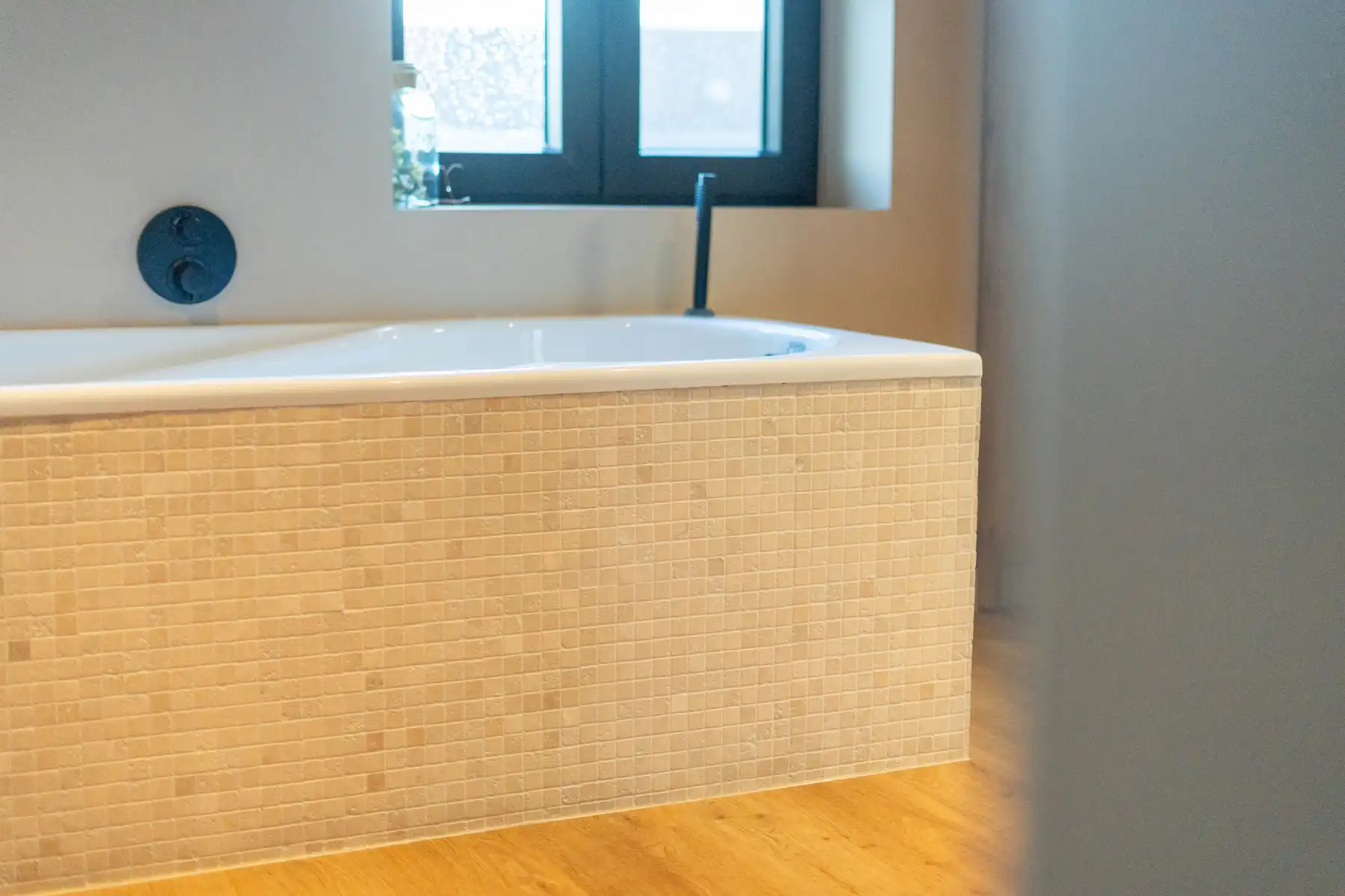 Charmante gerenoveerde woning met 3 slpk en 2 garages  foto 20