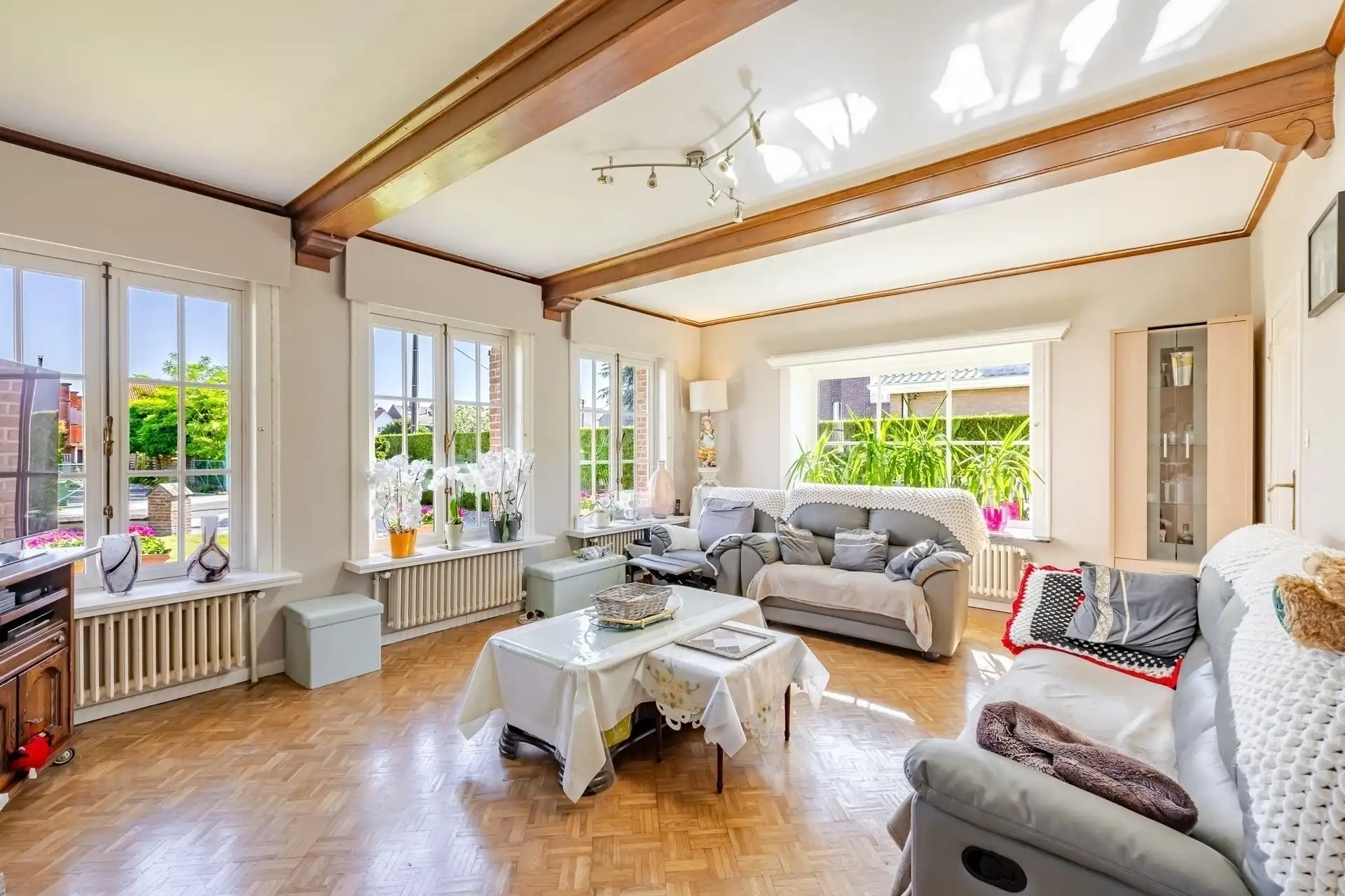 Karaktervolle villa in het charmante Schellebelle met grote tuin foto 7