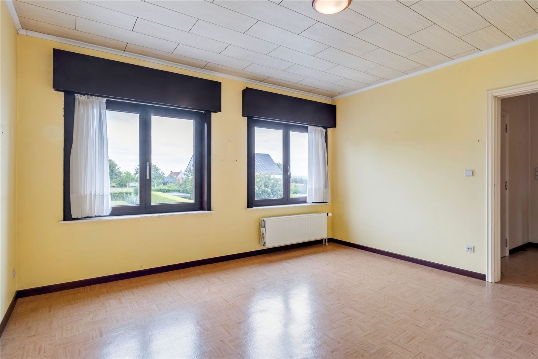 Solide woning met 3 slaapkamers op 584 m² foto 7