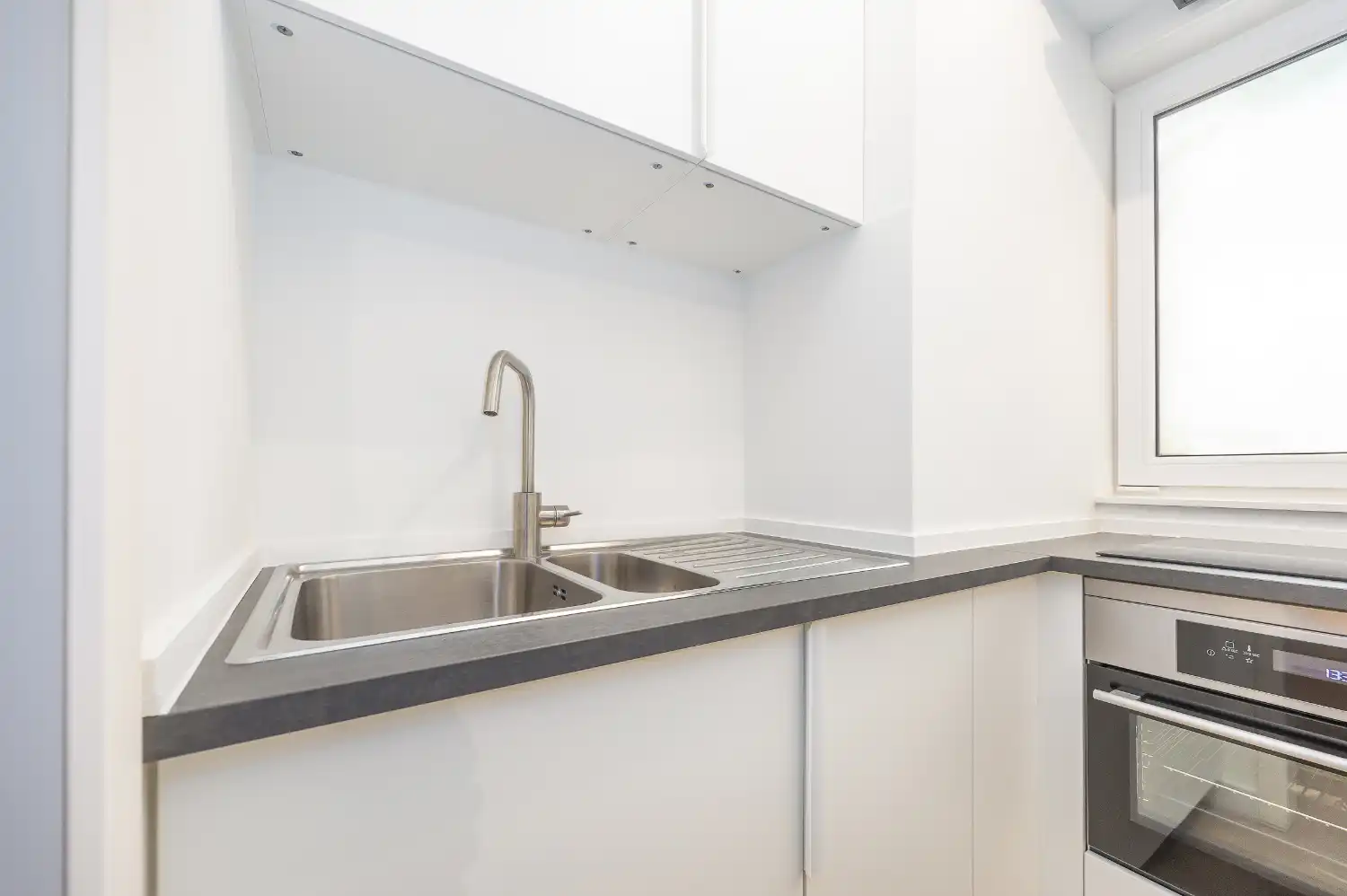 Volledig gerenoveerd appartement op toplocatie nabij zee te koop in Middelkerke foto 5