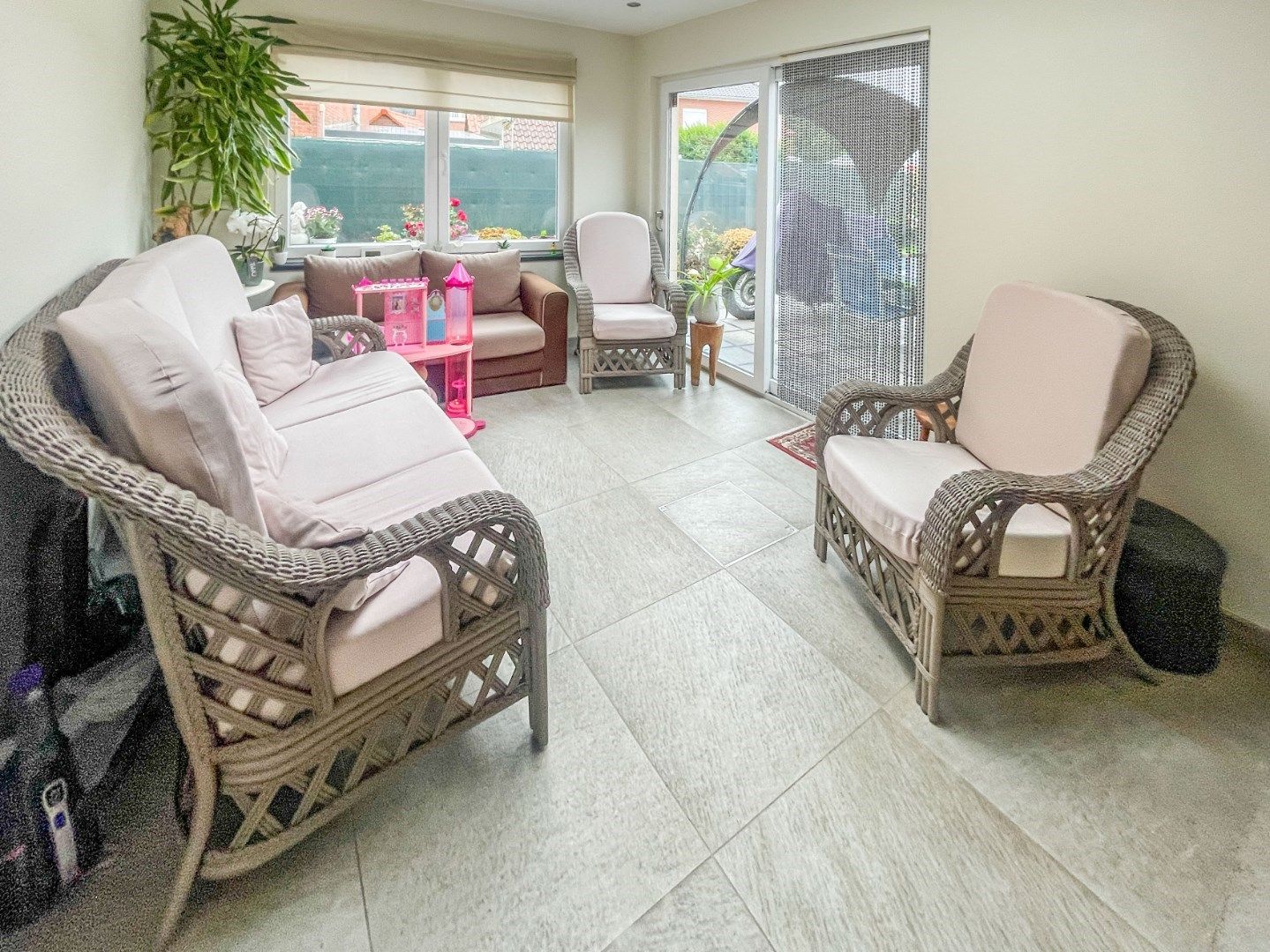 INSTAPKLARE WONING MET 2 SLAAPKAMERS + BUREAU ! foto 12