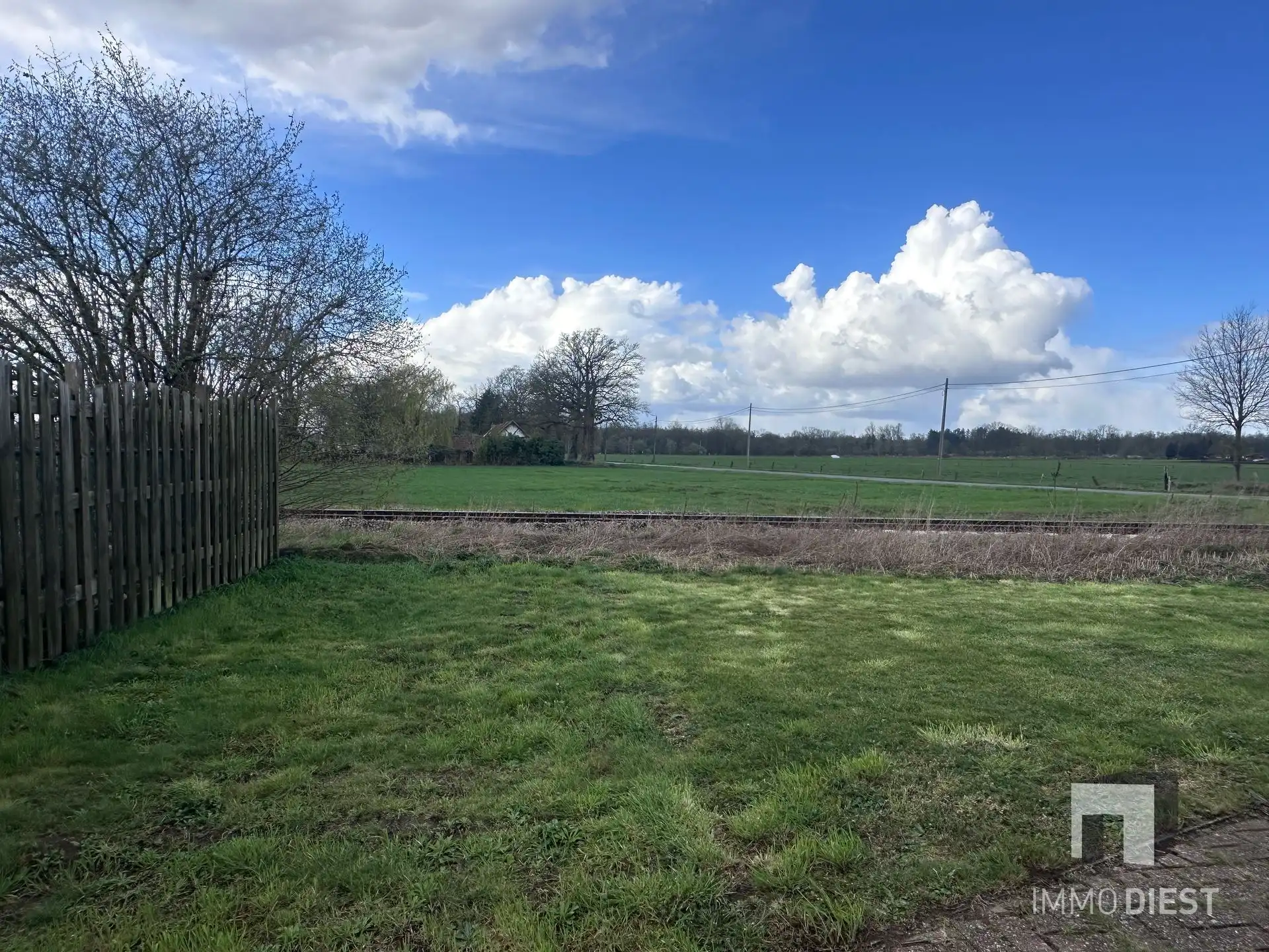 Woning met 3 slaapkamers, garage en zonnepanelen foto 21